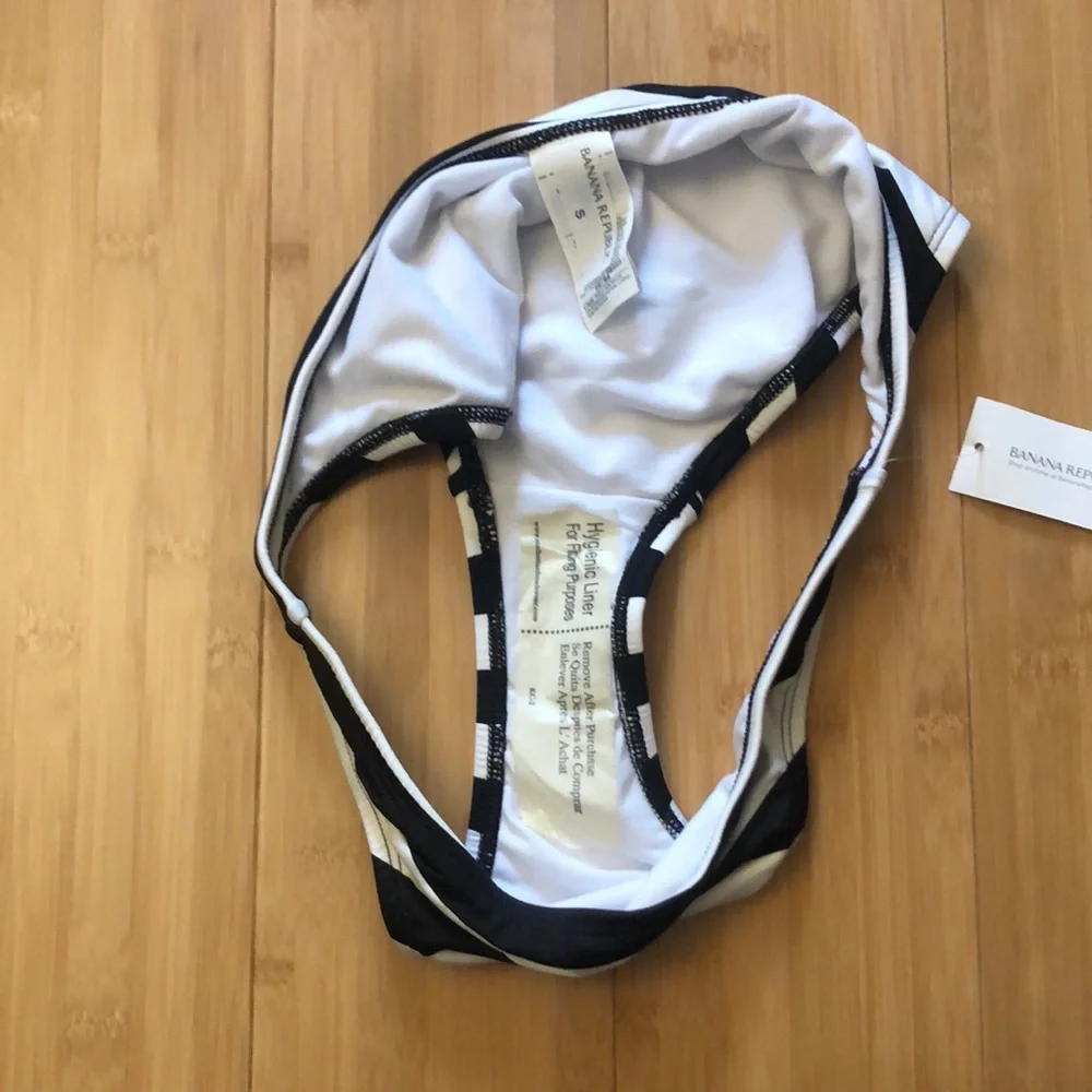 Banana Republic bikini bottoms new w/tags - Picture 3 of 3